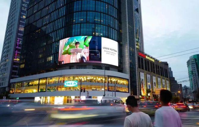 led户外广告投放属于什么媒体