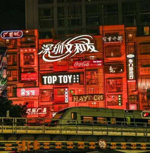 7mall深圳地铁有广告吗（深圳地铁7mall广告投放情况）
