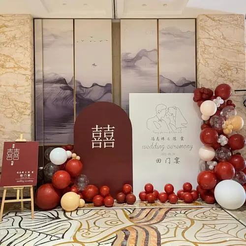 酒水高速led屏广告招标（ 回门宴酒店电子屏上怎么写 ）