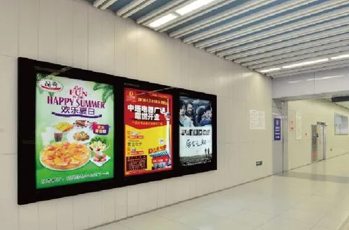 地铁广告灯箱投放价格，地铁广告投放多少钱