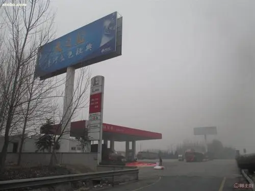 高速服务区广告价值（服务区广告效益）