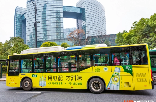 杭州公交车身广告价格，杭州公交车车身广告