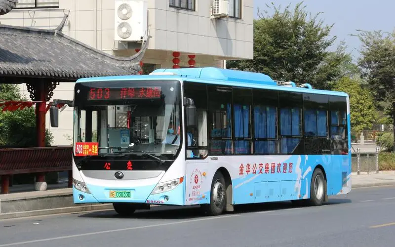 金华公交车广告（金华公交车广告公司）