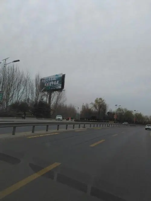 枣庄峄城区公交车广告，峄城区公交车什么时候发车