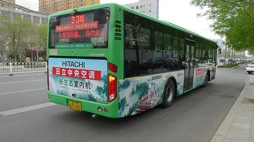 常州公交车广告投放，想在公交车上做广告