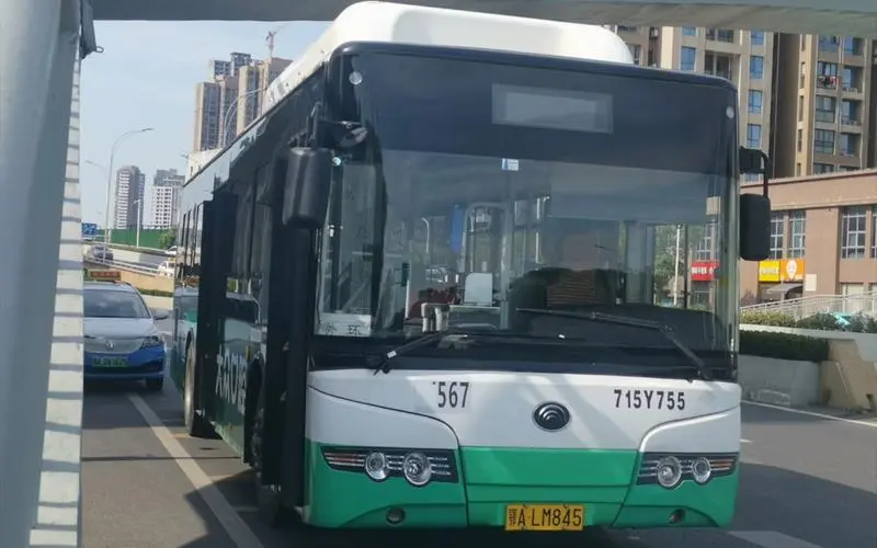 公交车身广告发布价格，武汉公交车身广告的价格