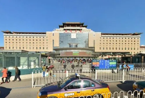 北京西站LED广告（北京西站LED显示屏）